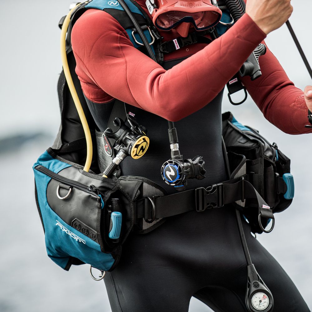 What’s in the box - COMPACT PRO OCTOPUS - Dive Regulator