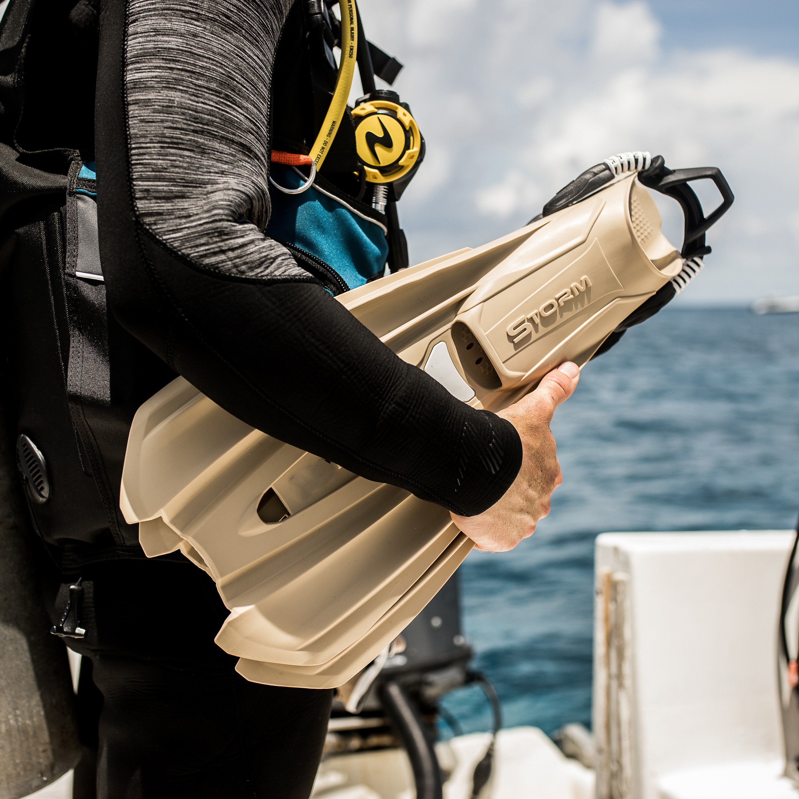 Product Details - STORM - Dive Fins